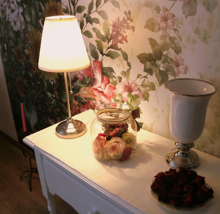 Soutterain - Wohnung Mit Senkgarten Weingarten  ภายนอก รูปภาพ