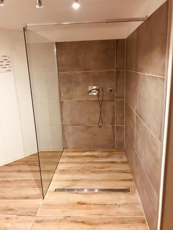 Soutterain - Wohnung Mit Senkgarten Weingarten  ภายนอก รูปภาพ